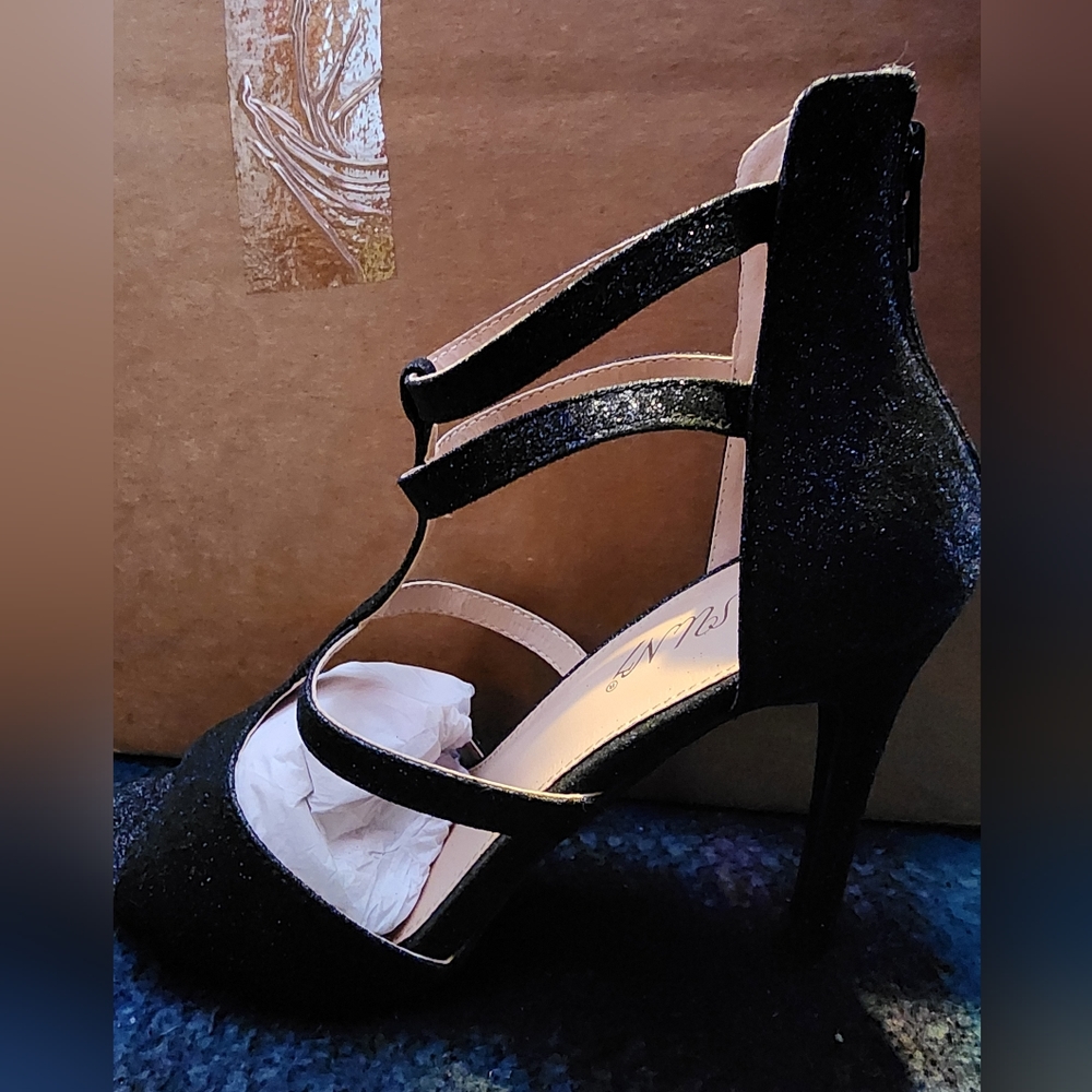 Black heels with glitter